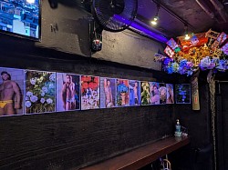 店内壁面